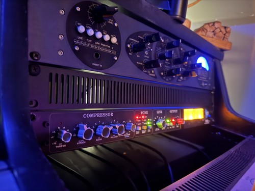Api 2500 stereo bus - stereo,