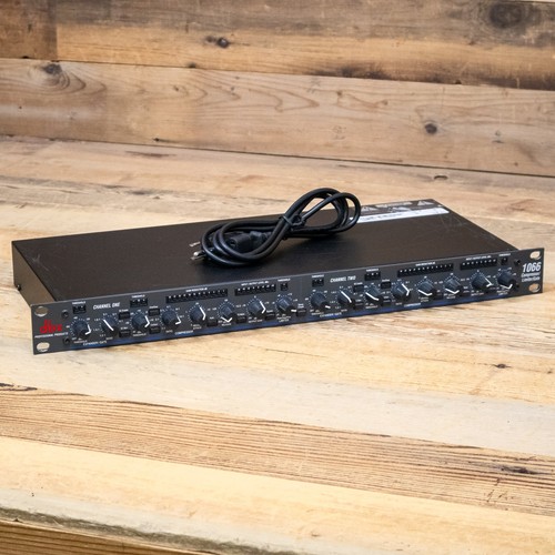 Dbx 1066 stereo - 1066,