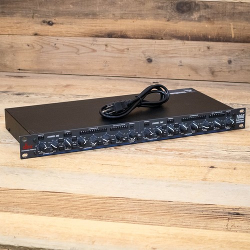 Dbx 1066 stereo compressor - dbx,